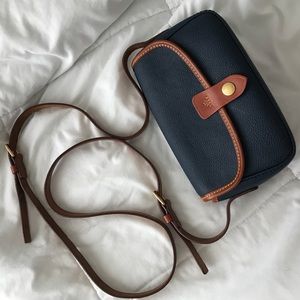 Dooney & Bourke Cross Body Bag